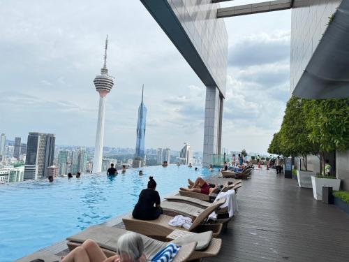 The Platinum KLCC By Loversuites - image 13