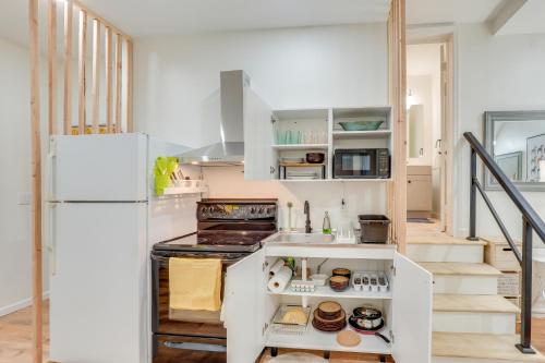 Dog-Friendly Fishkill Home Less Than 10 Mi to Dia Beacon! in Fishkill, USA