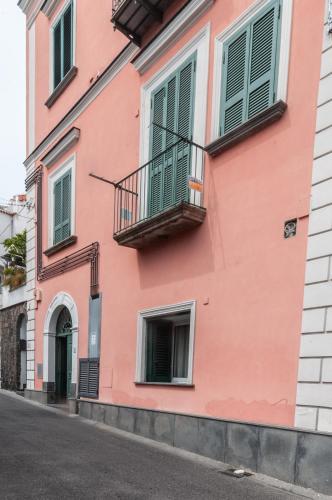Fiore di Loto - Tap to explore photos