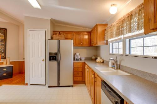 Pet-Friendly Home by Cloudland and Chickamauga! - image 12