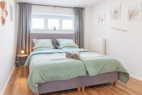 nJoy! Relax Apartment - Beuren Therme & Parkplatz in 博伊倫