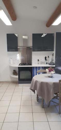 keuken, CHRIS LE VERGER in Saignon