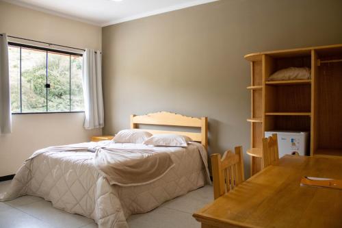 1 queen bed