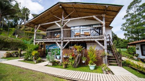 548582060 Hotel Kawa Mountain Retreat