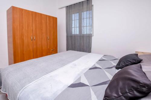 One-Bedroom apartment Standard image 5