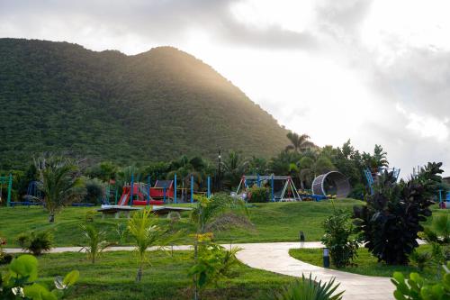 Parque infantil, Golden Rock Dive and Nature Resort in Oranjestad
