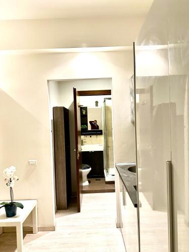Rome Apartment Marconi - image 2