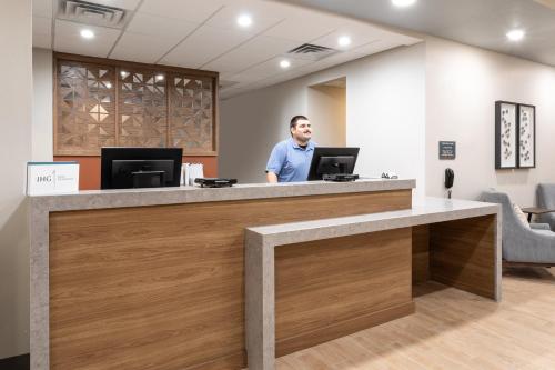 Candlewood Suites Sioux Falls, an IHG Hotel