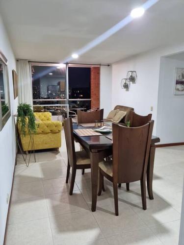 El Poblado, Medellín con Piscina, gym, cómodo, linda vista., Medellín (fotografie 10)