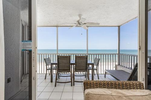 Fantastic Gulf Front Condo on the North End of the Island - Beach Villas # 504 condo