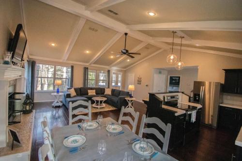 Lake Texoma Shoreline Cottage in Pottsboro in Pottsboro, Vereinigte Staaten von Amerika