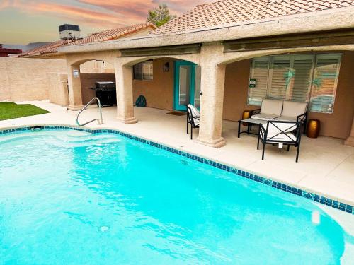 Mirage Pool House - Heart of LV, Swimming Pool, Games, heavenly relaxation, Las Vegas (Foto 6)