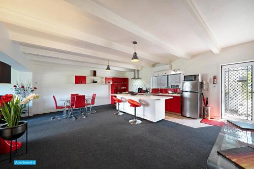 مايسون دي روز هوليداي هوم (Maison De Rose Holiday Home) in وايتاكير