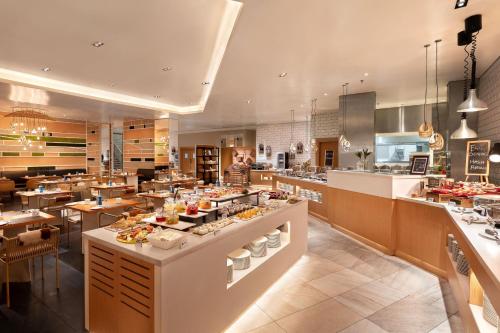 Lagos Marriott Hotel Ikeja_2_image