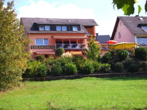 Moselblick" Modern retreat" in Neumagen-Dhron, Deutschland