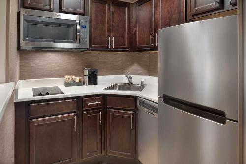 Residence Inn Bethesda Downtown - image 13