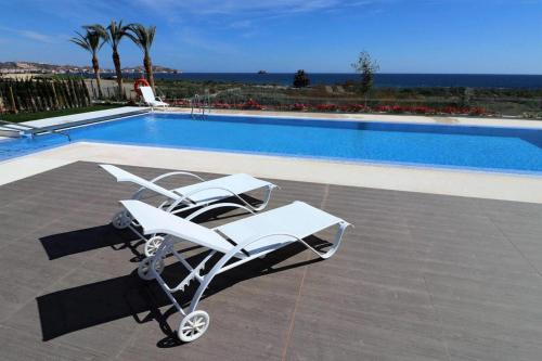 Los Veleros ático cerca del mar piscina comunal