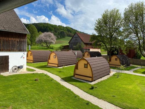 Hüttendorf Fränkische Schweiz - Accommodation - Pottenstein