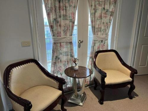 Pleasant Private Room in Taylors Lake Near Melbourne Airport