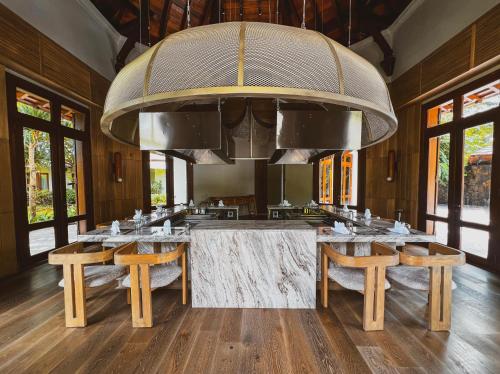 Maradiva Villas Resort and Spa