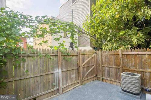 Modern South Philly Townhome in Philadelphia, USA