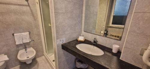 Double or Twin Room image 1