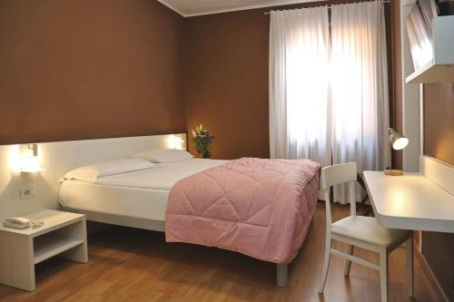 Albergo All'Ancora - Hotel - Garda