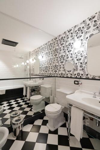 Classic Double or Twin Room image 1