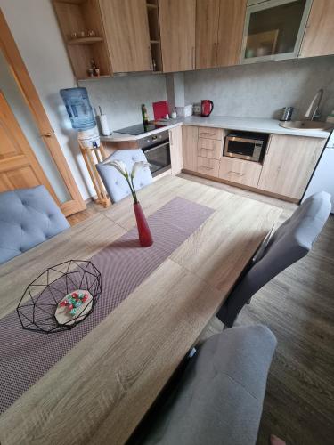 コルカス Apartment Kursi 3つ星 シングルルーム プール