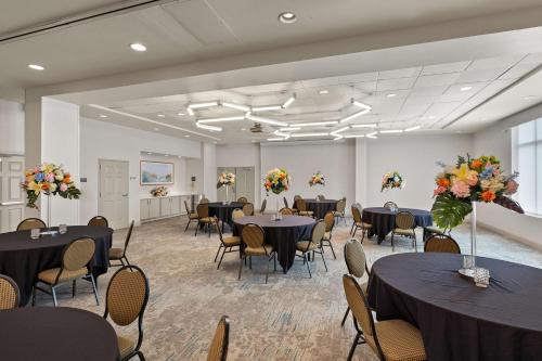 Hilton Garden Inn Atlanta East/Stonecrest - image 13