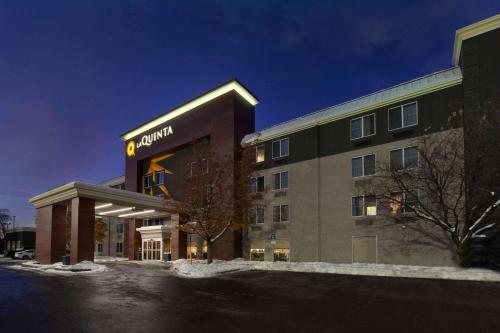 La Quinta by Wyndham Detroit Utica - Hotel