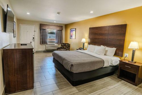 Quality Inn on Aransas Bay - image 7