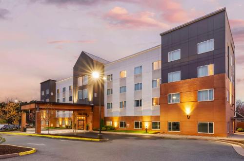 Country Inn & Suites by Radisson, Charlottesville-UVA, VA