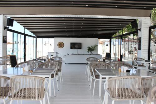 Savk Hotel - image 5
