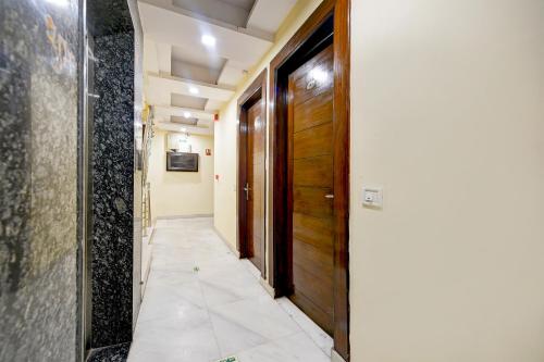 Hotel Bhartia 2 min walk from New Delhi Railway station