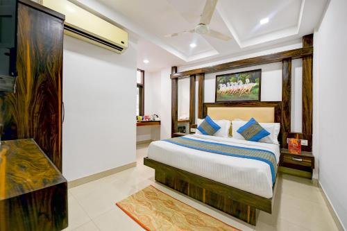 Hotel Bhartiya-New Delhi Railway Station-2 minutes walk – Delhi, NY