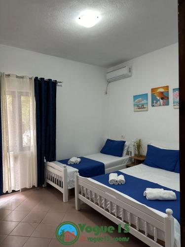 Standard Triple Room image 8