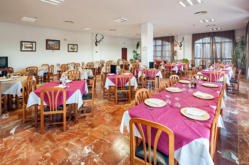 Hotel Restaurante Los Molinos - image 2