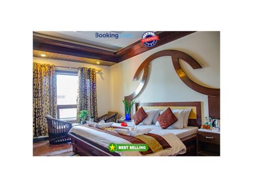 Goroomgo Abhinandan Mall Road Mussoorie - Luxury Room - Excellent Customer Service Awarded - Best Seller