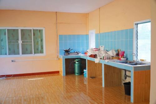 Tanfah Resort near Haui Sai Nuea Railway Station