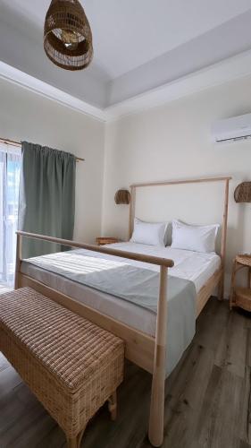 3 twin beds