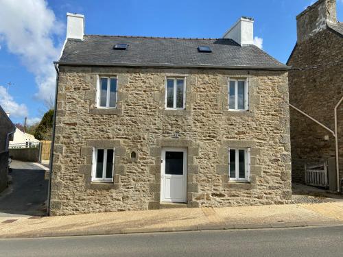 Maison Bretonne à 8 mn de la plage - Location saisonnière - Plounévez-Lochrist