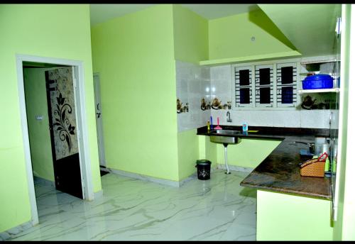 93 négyzetméteres, 2 hálószobás Apartman 2 fürdőszobával Pension Mohalla területén (Royal Guest House) in Pension Mohalla