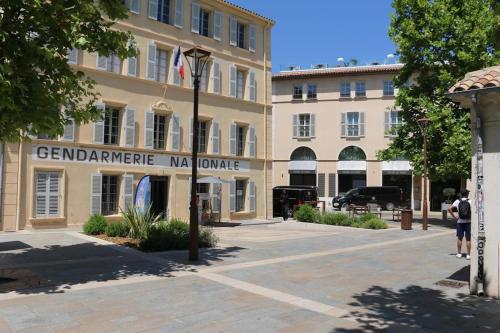 Superbe T3 au cœur de Saint-Tropez clim parking