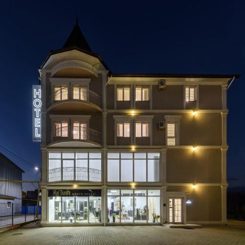 . Sagora Hotel