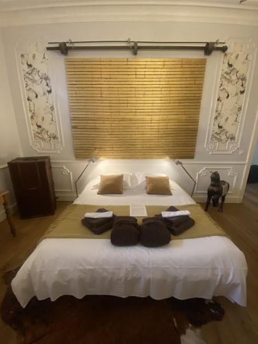 The Museum - Au Lit, Jérôme! Room Type - Hemingway Suite