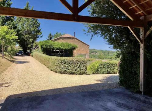 Country house with swimming pool