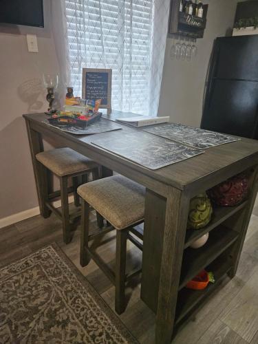 Beautiful One Bedroom Apartment With Free Parking. in Killeen, USA