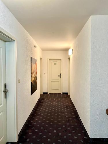 Garni Hotel Vier Jahreszeiten - image 14