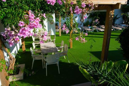 Hostal Tarba - image 6